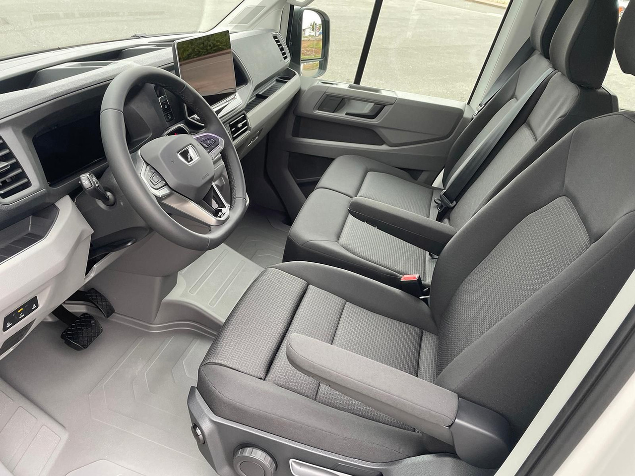 Car MAN TGE 3.180 L4H3 MIXTO 4x4 Autom STANDH LED KAMERA: picture 25