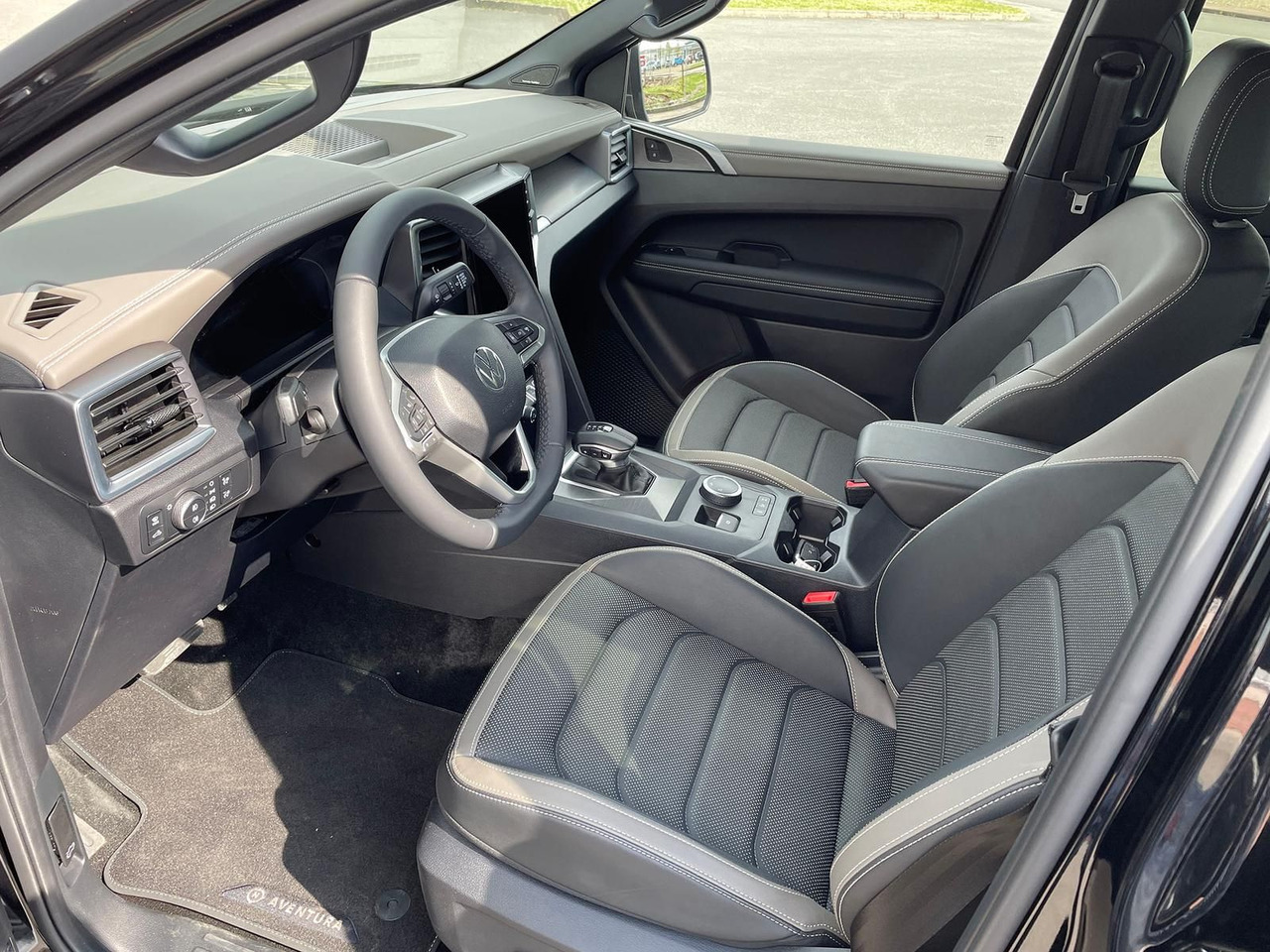 Pickup truck Volkswagen Amarok 3.0 V6 TDI Aventura DOKA 4M LEDER AHK: picture 15