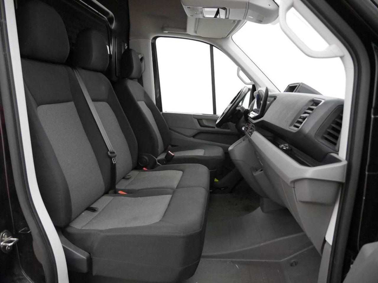 Passenger van Volkswagen Crafter Kasten 35 L4H3 NAVI DAB KAMERA PDC: picture 6 Passenger van Volkswagen Crafter Kasten 35 L4H3 NAVI DAB KAMERA PDC: picture 6