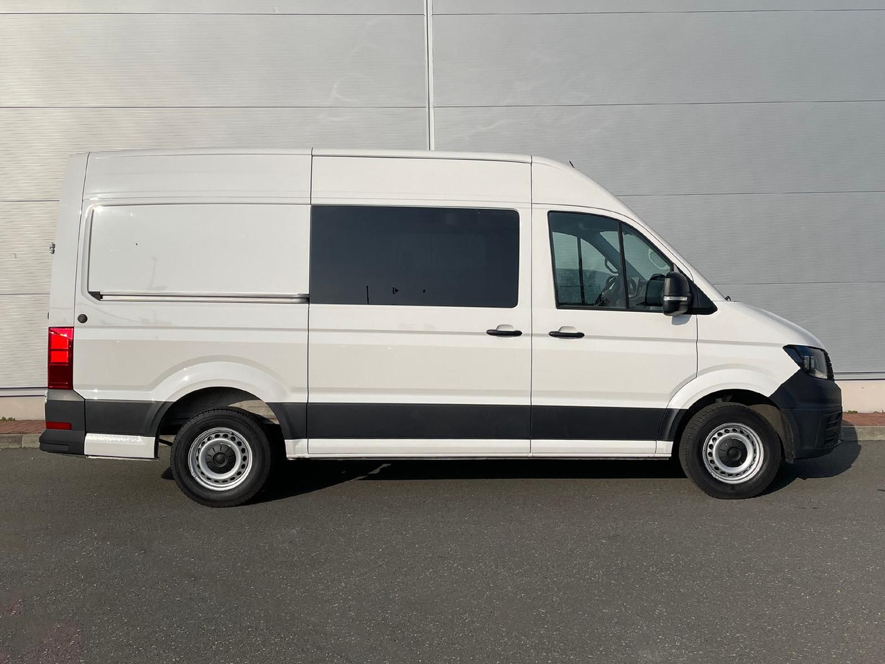 Volkswagen Crafter MIXTO 35 L3H3 KAMERA SITZHZ DAB - Panel van, Combi van: picture 5 Volkswagen Crafter MIXTO 35 L3H3 KAMERA SITZHZ DAB - Panel van, Combi van: picture 5
