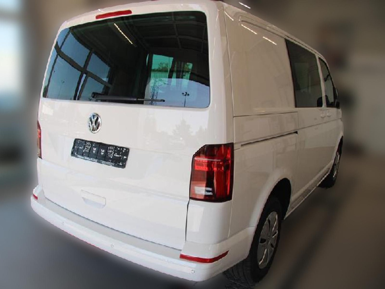 Volkswagen T6.1 Transporter Kasten 4M ACC PDC KAMERA STANDH - Passenger van: picture 2 Volkswagen T6.1 Transporter Kasten 4M ACC PDC KAMERA STANDH - Passenger van: picture 2