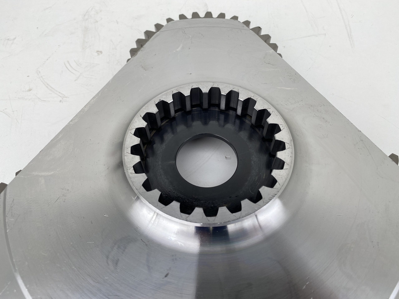Final drive for Construction machinery Liebherr Ersatzteile für Fahrantrieb Typ:FAT400P130, mit ID-Nr.90208017.  R926, R930, R934 LC, R934NLC, R936 K-LC, R936 K-NLC, R936 K-SLC, R938 LC, R938 NLC, R938 WLC.  #1081#: picture 16