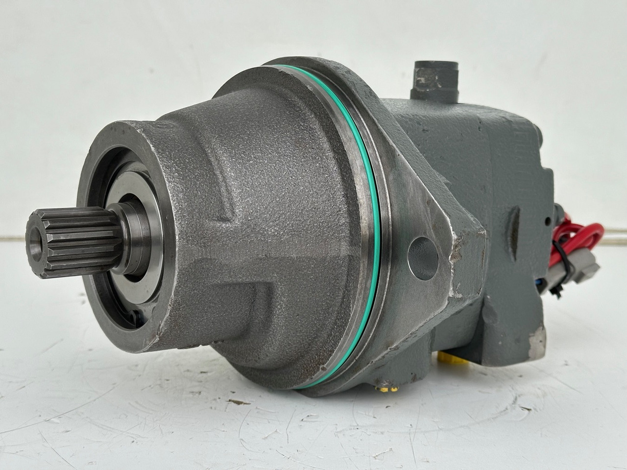 Liebherr Hydraulikeinbaumotor FMF045, ID-Nr.10132702. A924, LH30C, LH30M, LH35M, LH35MT, LH40C, LH40CP, LH40M, LH40MP, LH50CHR, LH50M, LH50MHR, LH50MT. #23.12.01063# - Hydraulic motor for Construction machinery: picture 3 Liebherr Hydraulikeinbaumotor FMF045, ID-Nr.10132702. A924, LH30C, LH30M, LH35M, LH35MT, LH40C, LH40CP, LH40M, LH40MP, LH50CHR, LH50M, LH50MHR, LH50MT. #23.12.01063# - Hydraulic motor for Construction machinery: picture 3