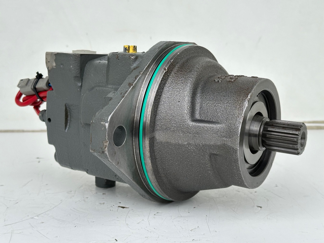 Liebherr Hydraulikeinbaumotor FMF045, ID-Nr.10132702. A924, LH30C, LH30M, LH35M, LH35MT, LH40C, LH40CP, LH40M, LH40MP, LH50CHR, LH50M, LH50MHR, LH50MT. #23.12.01063# - Hydraulic motor for Construction machinery: picture 2 Liebherr Hydraulikeinbaumotor FMF045, ID-Nr.10132702. A924, LH30C, LH30M, LH35M, LH35MT, LH40C, LH40CP, LH40M, LH40MP, LH50CHR, LH50M, LH50MHR, LH50MT. #23.12.01063# - Hydraulic motor for Construction machinery: picture 2