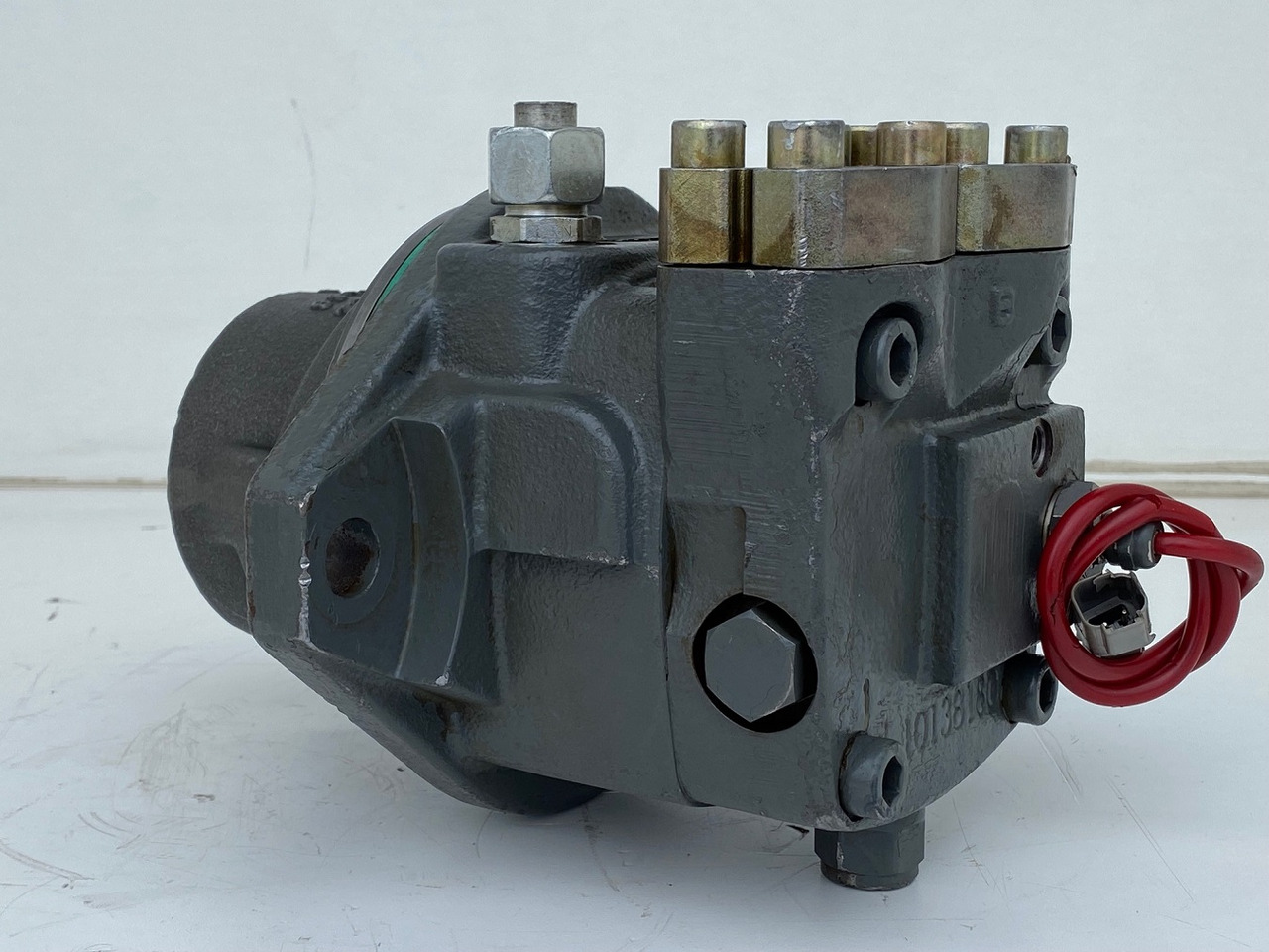 Hydraulic motor for Wheel excavator Liebherr Hydraulikeinbaumotor FMF045, ID-Nr.10132702. A924, LH30C, LH30M, LH35M, LH35MT, LH40C, LH40CP, LH40M, LH40MP, LH50CHR, LH50M, LH50MHR, LH50MT. #33179#: picture 6 Hydraulic motor for Wheel excavator Liebherr Hydraulikeinbaumotor FMF045, ID-Nr.10132702. A924, LH30C, LH30M, LH35M, LH35MT, LH40C, LH40CP, LH40M, LH40MP, LH50CHR, LH50M, LH50MHR, LH50MT. #33179#: picture 6