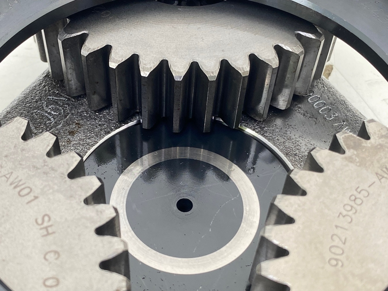 Swing motor for Crawler excavator Liebherr Lamellenträger ID-Nr.944390203 - Planetenräder ID-Nr.90213984 - Planetenträger ID-Nr.944390003.   SAT250/278 - SAT250/287 - SAT250A300. #PLA1550#: picture 12