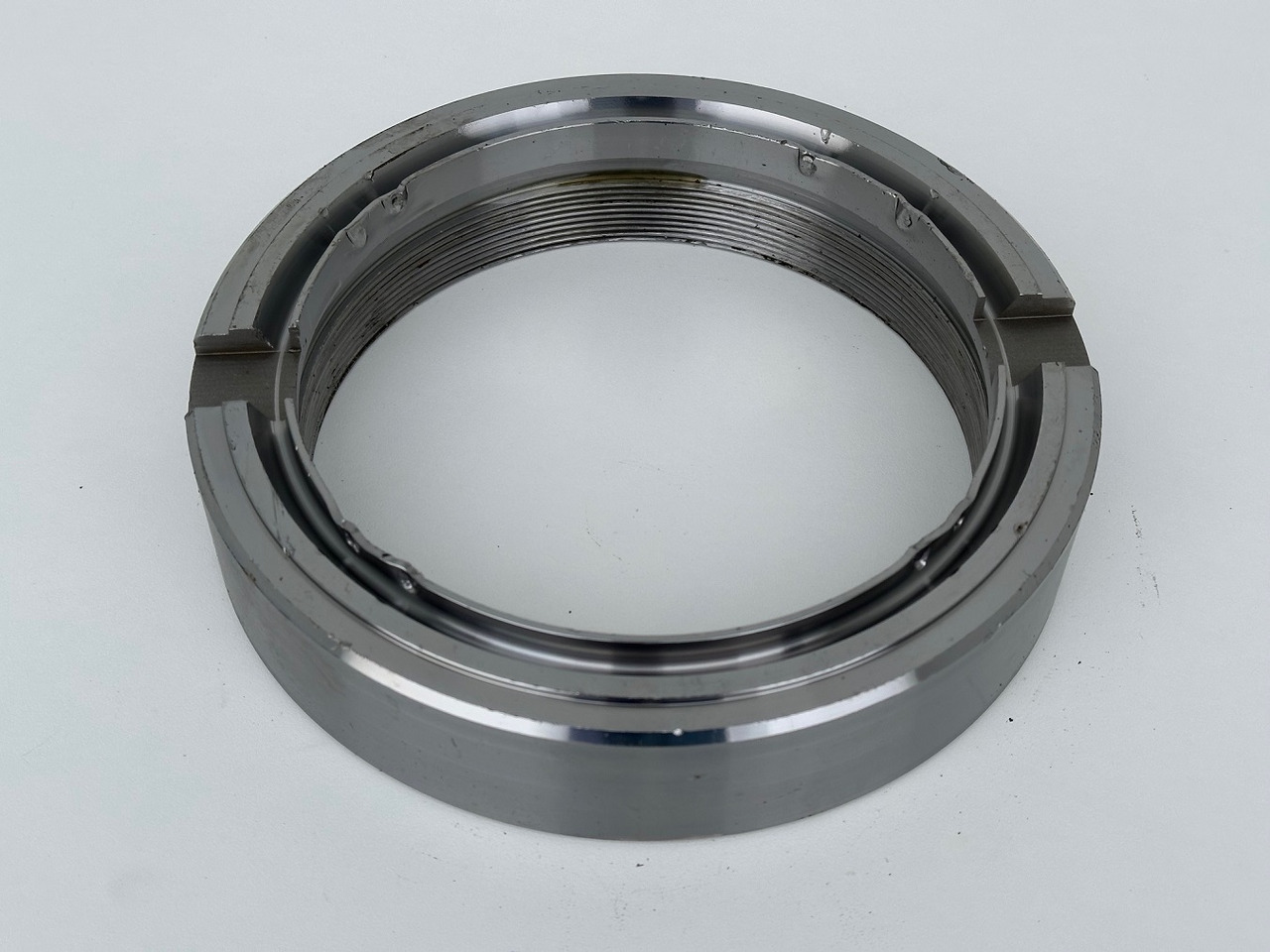 Liebherr Original Nutmutter ID-Nr.9443117 - ID-Nr.944311703. LH110,A974,LOS974,P974,P976,R974,R976,R980,P994,P995,R944,R995. #944311703.30.12.02# - Swing motor for Construction machinery: picture 1 Liebherr Original Nutmutter ID-Nr.9443117 - ID-Nr.944311703. LH110,A974,LOS974,P974,P976,R974,R976,R980,P994,P995,R944,R995. #944311703.30.12.02# - Swing motor for Construction machinery: picture 1