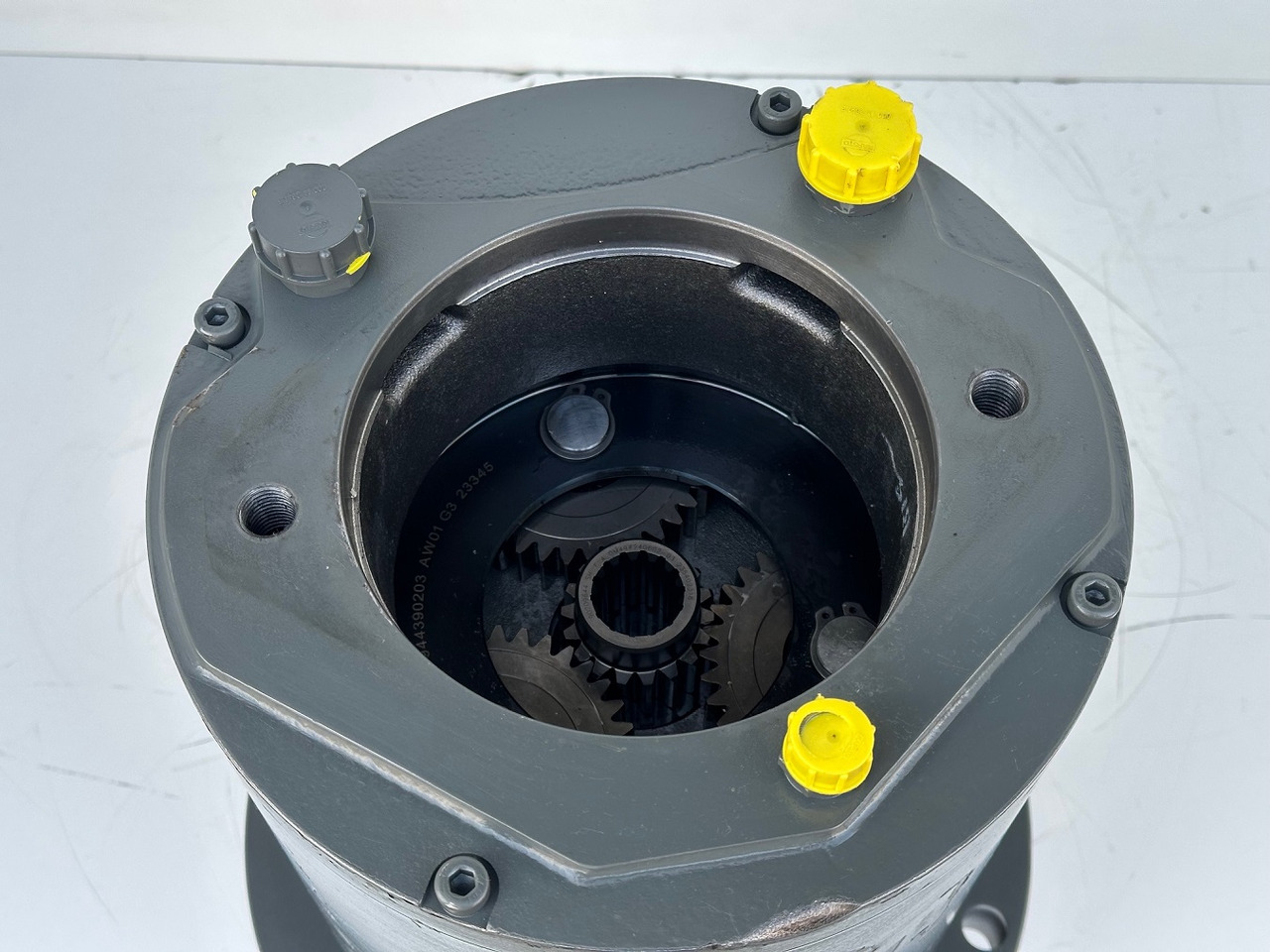 Liebherr Original Schwenkantrieb SAT250/278. ID-Nr.90017772-ID-Nr.90017774-ID-Nr.90209641. A913COMP,A914,A914COMP,A916,A918,A920,A922RAIL,A924RAIL,LH22,LH24,LH26,LH26,R914,R918,R920. #90209641.20308# - Swing motor for Construction machinery: picture 5 Liebherr Original Schwenkantrieb SAT250/278. ID-Nr.90017772-ID-Nr.90017774-ID-Nr.90209641. A913COMP,A914,A914COMP,A916,A918,A920,A922RAIL,A924RAIL,LH22,LH24,LH26,LH26,R914,R918,R920. #90209641.20308# - Swing motor for Construction machinery: picture 5