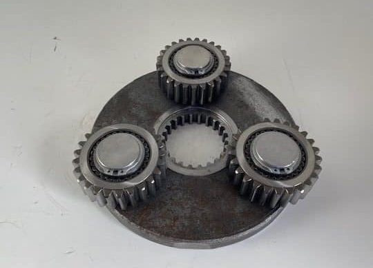 Liebherr Planetenträger and Planetenräder ID-Nr.90024981 - ID-Nr.90024983. FAT325P113, FAT325P115, FAT325P119. #N5021# - Final drive for Construction machinery: picture 1 Liebherr Planetenträger and Planetenräder ID-Nr.90024981 - ID-Nr.90024983. FAT325P113, FAT325P115, FAT325P119. #N5021# - Final drive for Construction machinery: picture 1