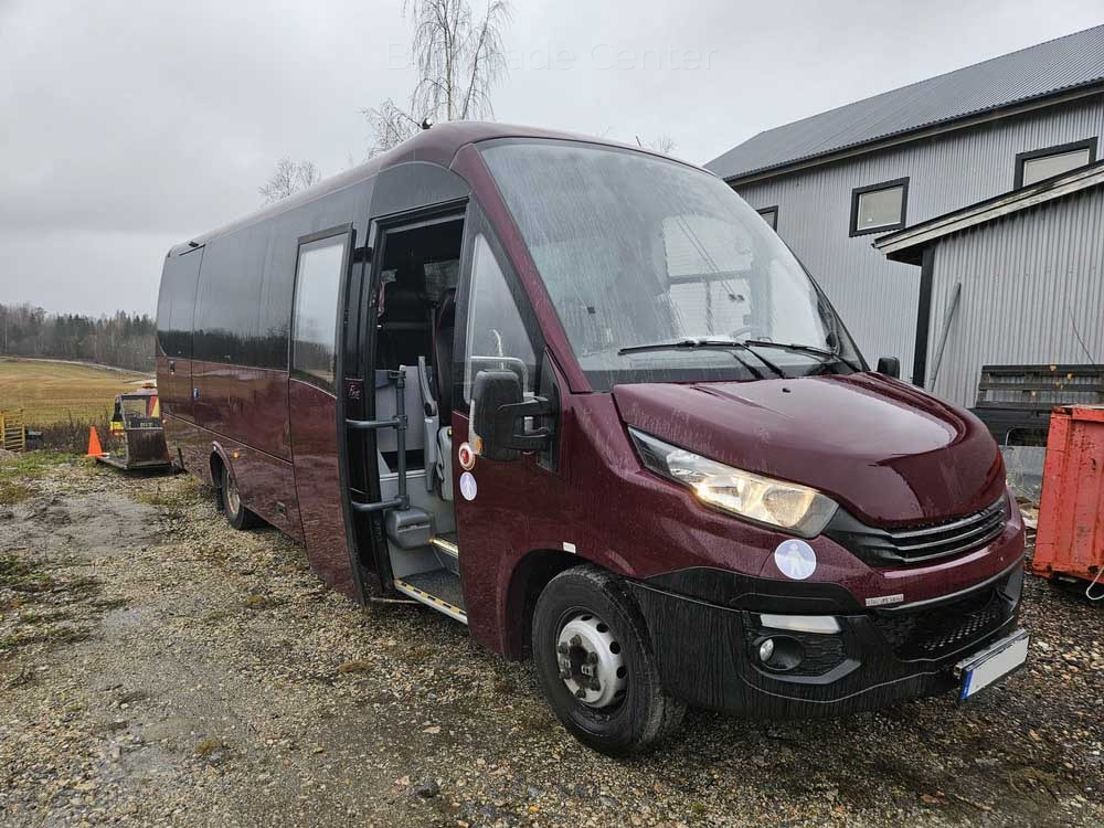 IVECO ROSERO FIRST 70C18 - Minibus, Passenger van: picture 1 IVECO ROSERO FIRST 70C18 - Minibus, Passenger van: picture 1