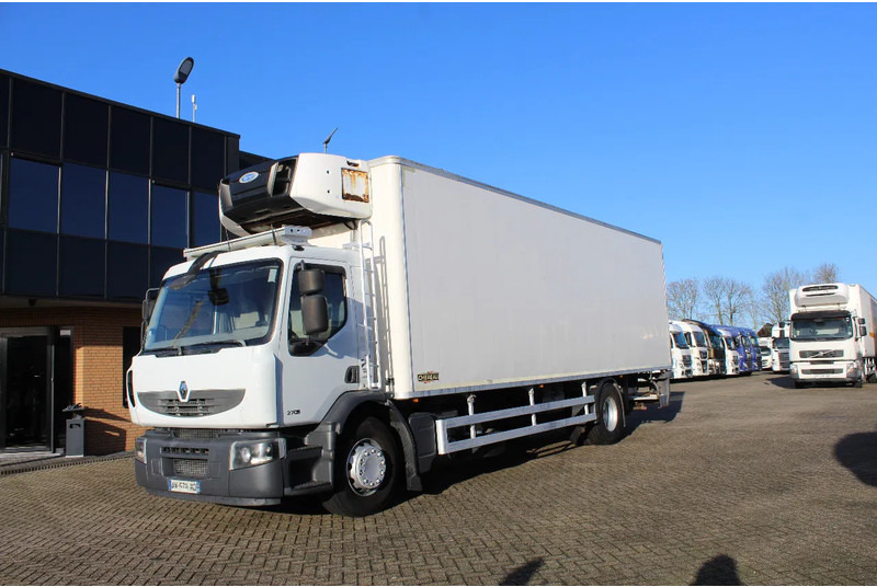 Renault Midlum 270 * EURO5 * 4X2 * CARRIER SUPRA 950 MT * - Refrigerator truck: picture 1 Renault Midlum 270 * EURO5 * 4X2 * CARRIER SUPRA 950 MT * - Refrigerator truck: picture 1