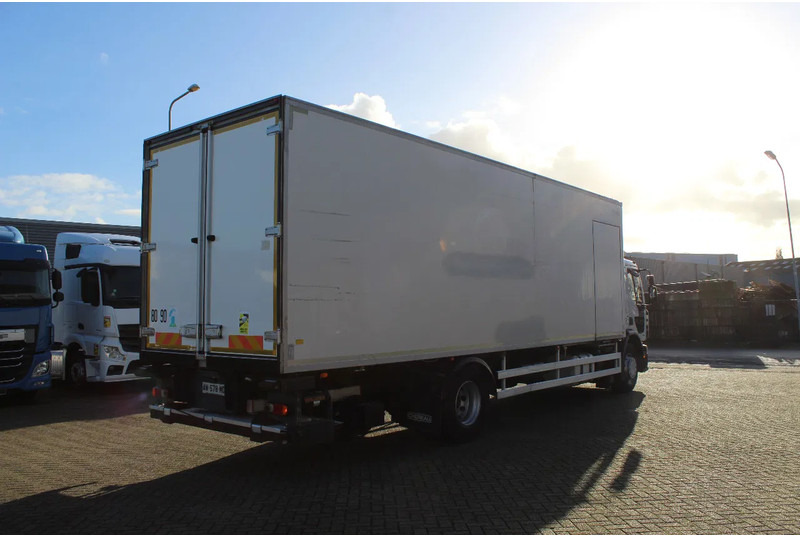 Renault Midlum 270 * EURO5 * 4X2 * CARRIER SUPRA 950 MT * - Refrigerator truck: picture 3 Renault Midlum 270 * EURO5 * 4X2 * CARRIER SUPRA 950 MT * - Refrigerator truck: picture 3