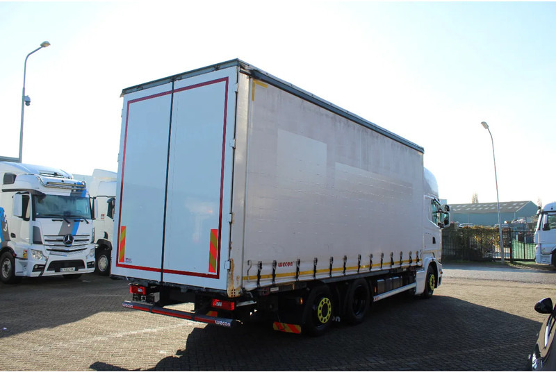 Scania R410 * RETARDER * 6X2 * FULL AIR * - Curtainsider truck: picture 4 Scania R410 * RETARDER * 6X2 * FULL AIR * - Curtainsider truck: picture 4