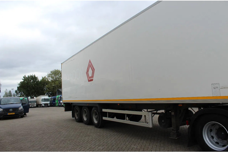 TURBO'S HOET - Refrigerator semi-trailer: picture 5 TURBO'S HOET - Refrigerator semi-trailer: picture 5