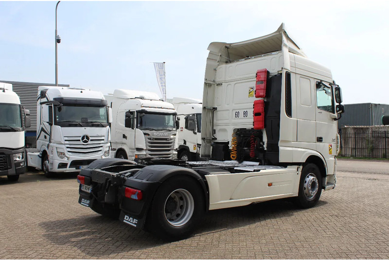 DAF XF 106.460 * RETARDER * EURO6 * 4X2 * - Tractor unit: picture 3 DAF XF 106.460 * RETARDER * EURO6 * 4X2 * - Tractor unit: picture 3