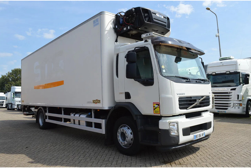 Volvo FE 260 * EURO5 * 4X2 * CARRIER SUPRA 950 MT * 4X2 * MANUAL * - Refrigerator truck: picture 5 Volvo FE 260 * EURO5 * 4X2 * CARRIER SUPRA 950 MT * 4X2 * MANUAL * - Refrigerator truck: picture 5