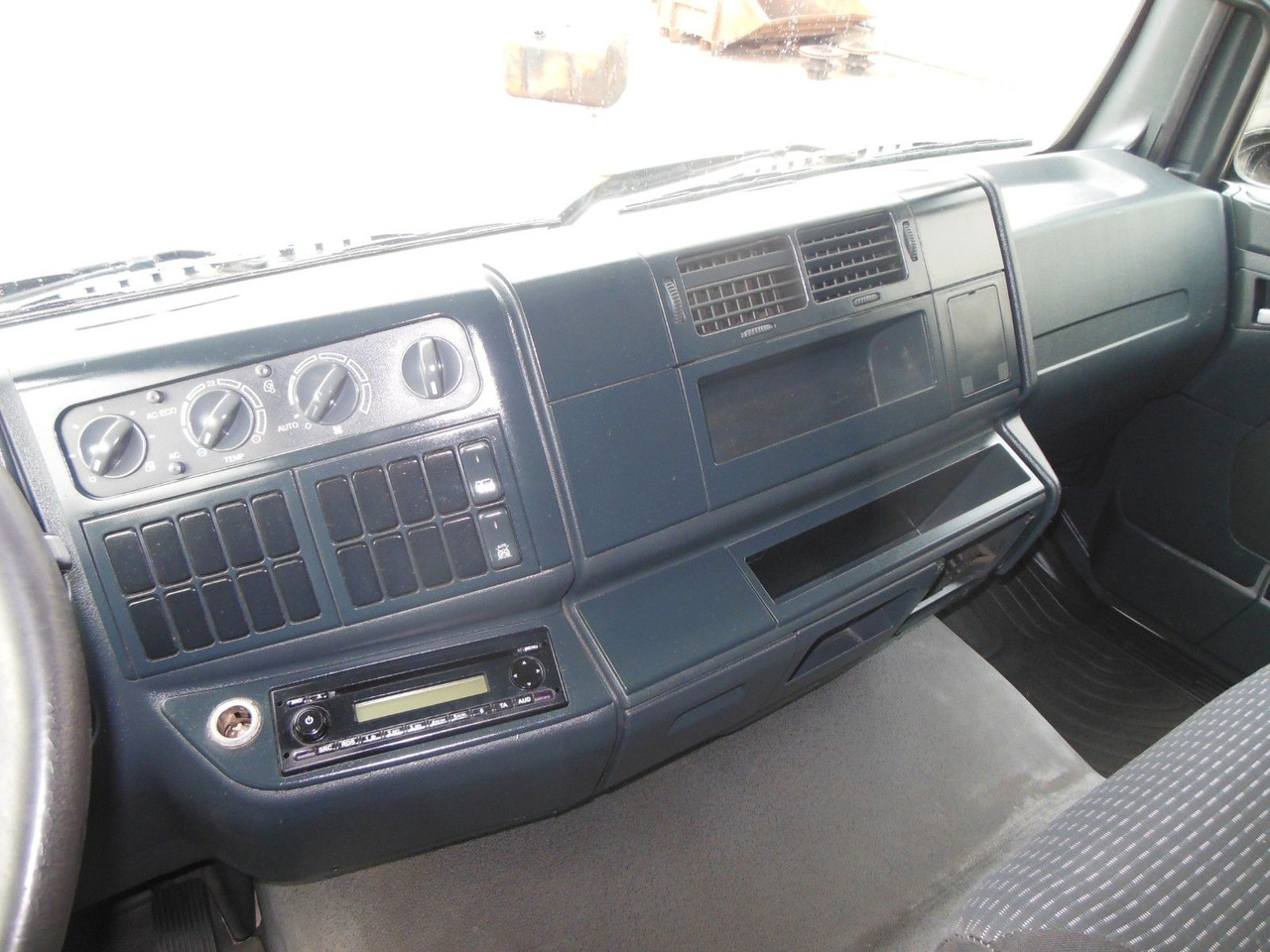 Box truck MAN TGL 12.220 BB, D-HOLLANDIA: picture 26