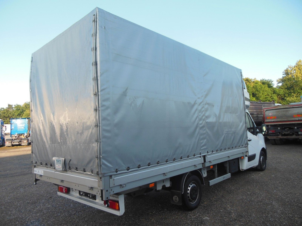 Renault MASTER 2.3 DCI, 10 PALETTEN, LUFT FEDERUNG - Curtain side van: picture 3 Renault MASTER 2.3 DCI, 10 PALETTEN, LUFT FEDERUNG - Curtain side van: picture 3
