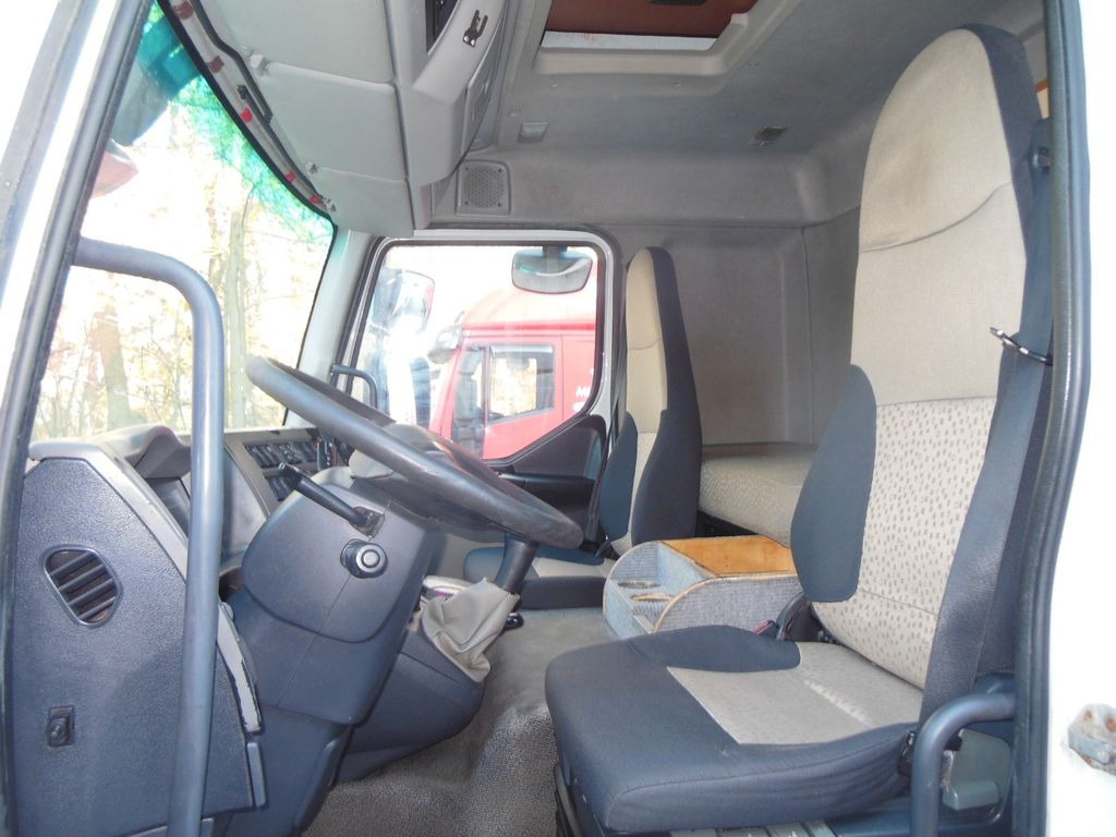 Flatbed van Renault MIDLUM DXI 180.08: picture 18