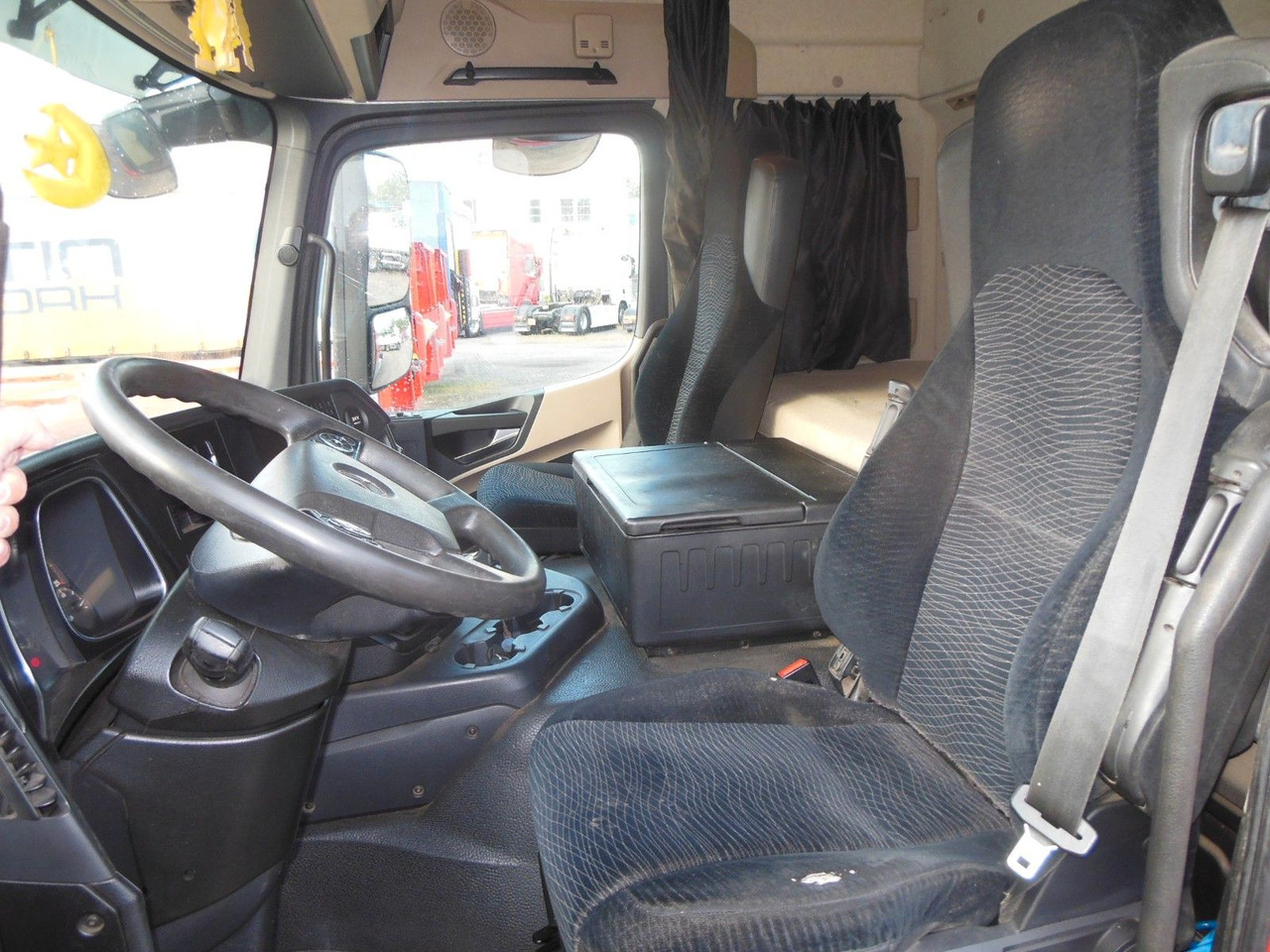 Tractor unit Mercedes-Benz 1843 Actros, Hydraulik: picture 13 Tractor unit Mercedes-Benz 1843 Actros, Hydraulik: picture 13