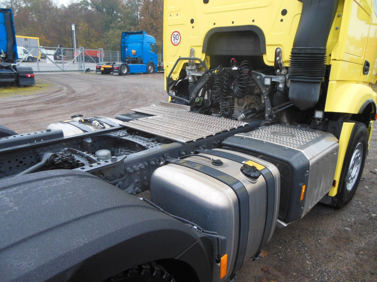 Mercedes-Benz 3353 ACTROS, 6X4, TRK, SET 120 TON, WIE NEUE!E!! - Tractor unit: picture 5 Mercedes-Benz 3353 ACTROS, 6X4, TRK, SET 120 TON, WIE NEUE!E!! - Tractor unit: picture 5