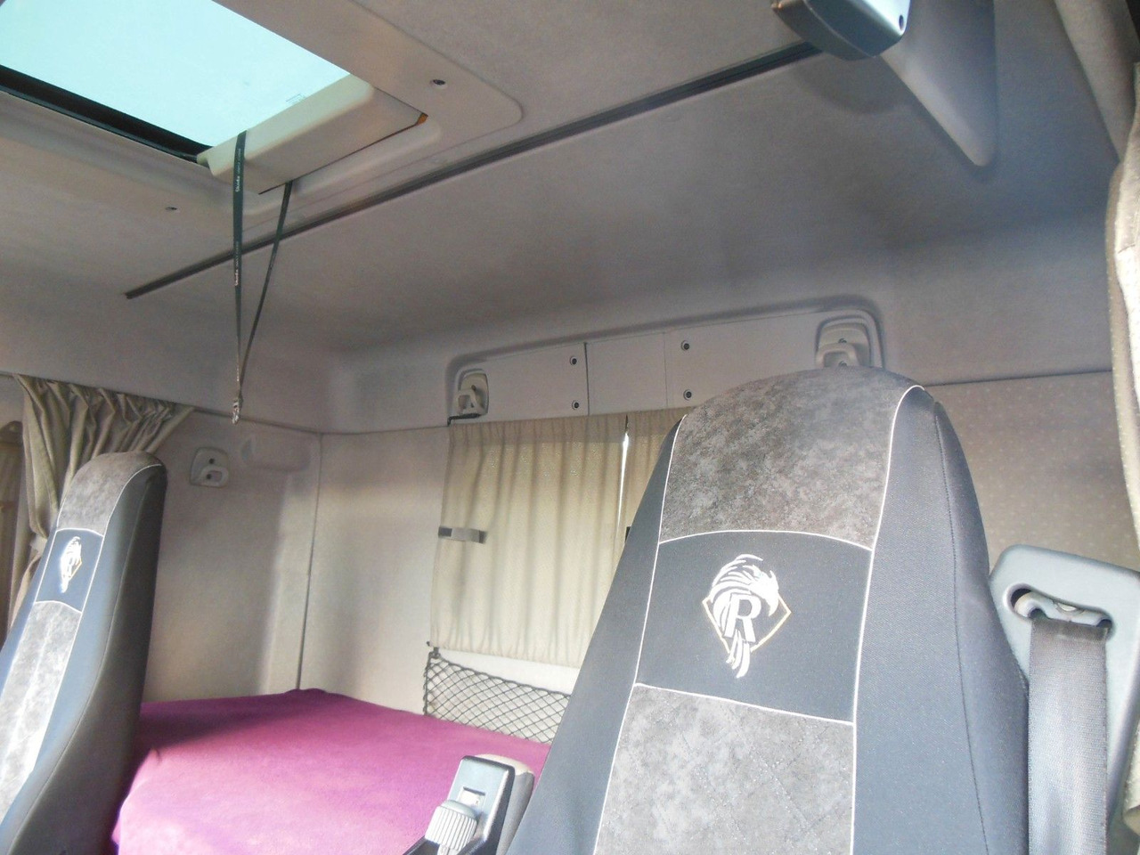 Tractor unit Renault PREMIUM R450.26 DXi,6X4,RETARDER,HYDRAULIK,TOP!!: picture 13 Tractor unit Renault PREMIUM R450.26 DXi,6X4,RETARDER,HYDRAULIK,TOP!!: picture 13