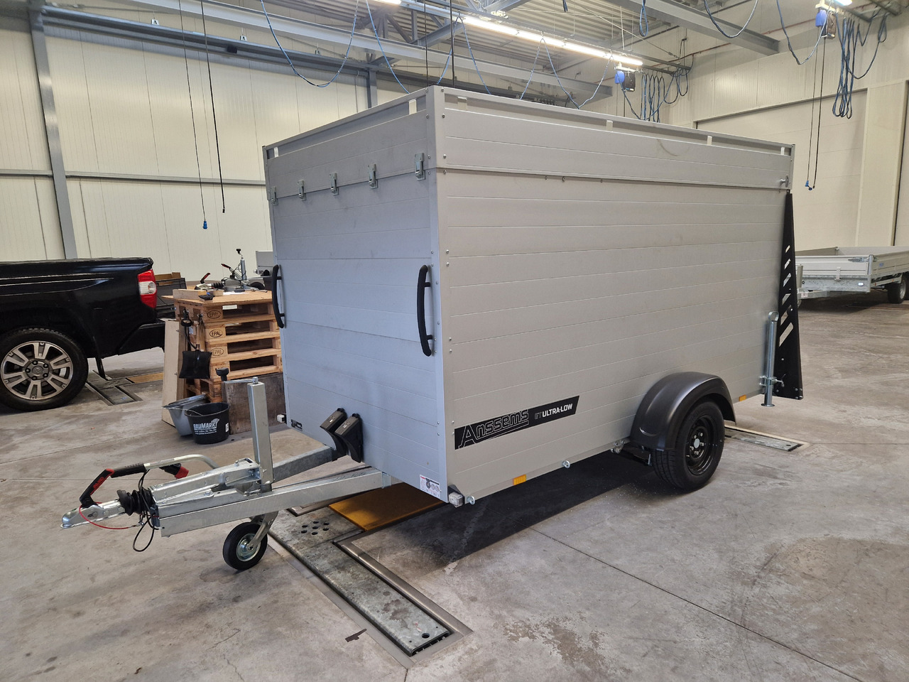 ALUBOXX Deckelanhänger GTB 1500 VT3 Ultra Low 301x151x153cm LED black deal Modell 2025 - Motorcycle trailer: picture 3 ALUBOXX Deckelanhänger GTB 1500 VT3 Ultra Low 301x151x153cm LED black deal Modell 2025 - Motorcycle trailer: picture 3