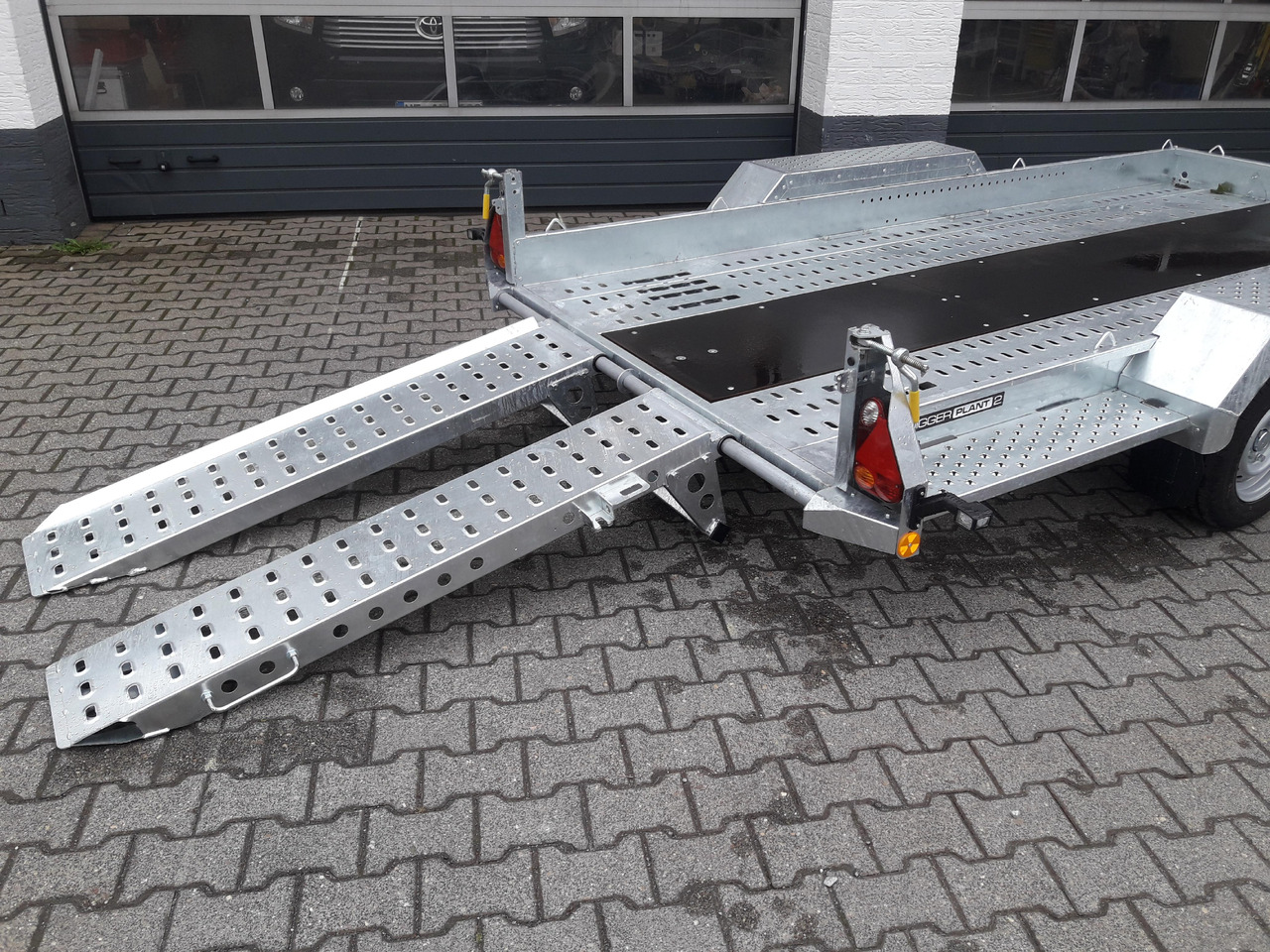 Brian James Digger Plant 543-3717-35-2 370x170cm 3500kg Rampen Reserverad 2736kg Nutzlast Aktion 24 - Plant trailer: picture 3 Brian James Digger Plant 543-3717-35-2 370x170cm 3500kg Rampen Reserverad 2736kg Nutzlast Aktion 24 - Plant trailer: picture 3