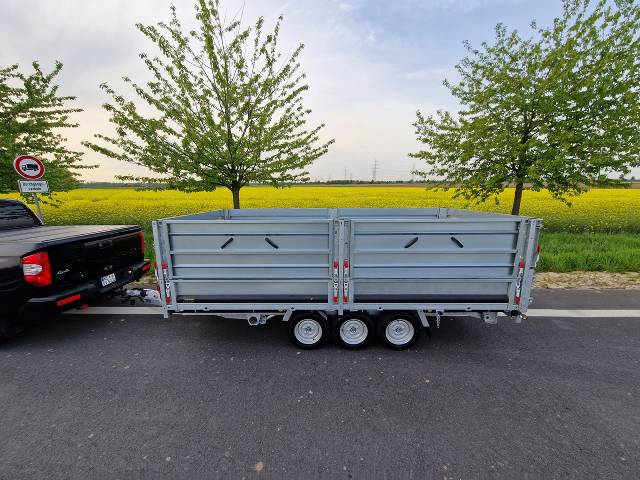 Tipper trailer Brian James Trailer Tipper 526-4020 400x200x100cm Aufsatz elek. blackline LED Tridem 3500kg Aktion: picture 15