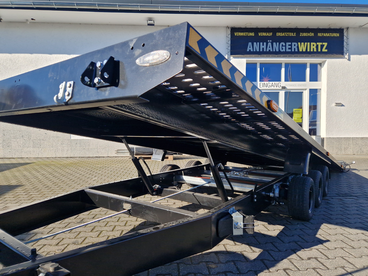 Cartrailer Expert 3560 easyload black 600x216cm hydr. kippbar Premium black Tridem 10" 100kmH 3500kg - Autotransporter trailer: picture 4 Cartrailer Expert 3560 easyload black 600x216cm hydr. kippbar Premium black Tridem 10" 100kmH 3500kg - Autotransporter trailer: picture 4