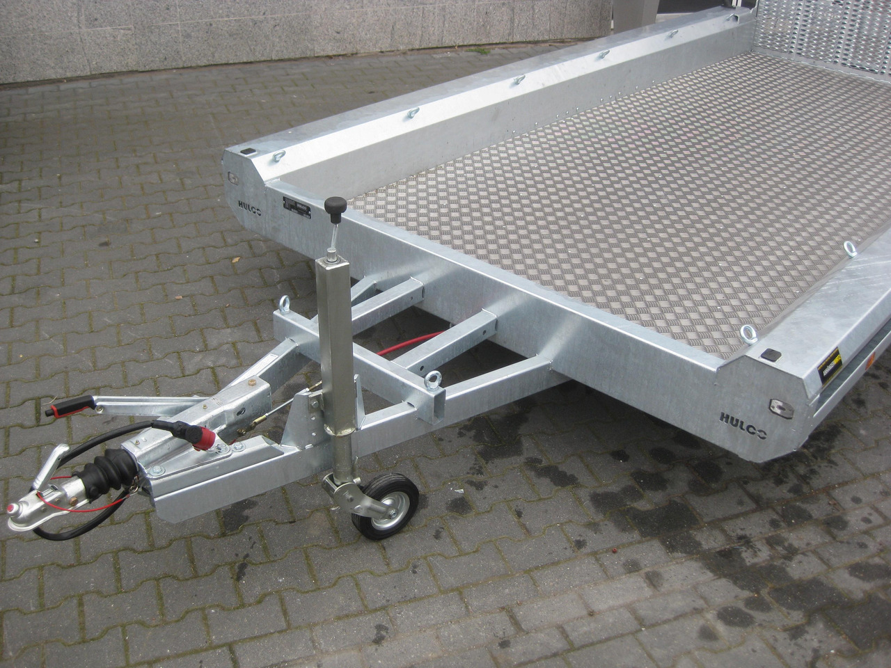 HULCO TERRAX Aluboden 394x180x27cm Heckrampe 150cm (XL) 3500kg - Plant trailer: picture 4 HULCO TERRAX Aluboden 394x180x27cm Heckrampe 150cm (XL) 3500kg - Plant trailer: picture 4