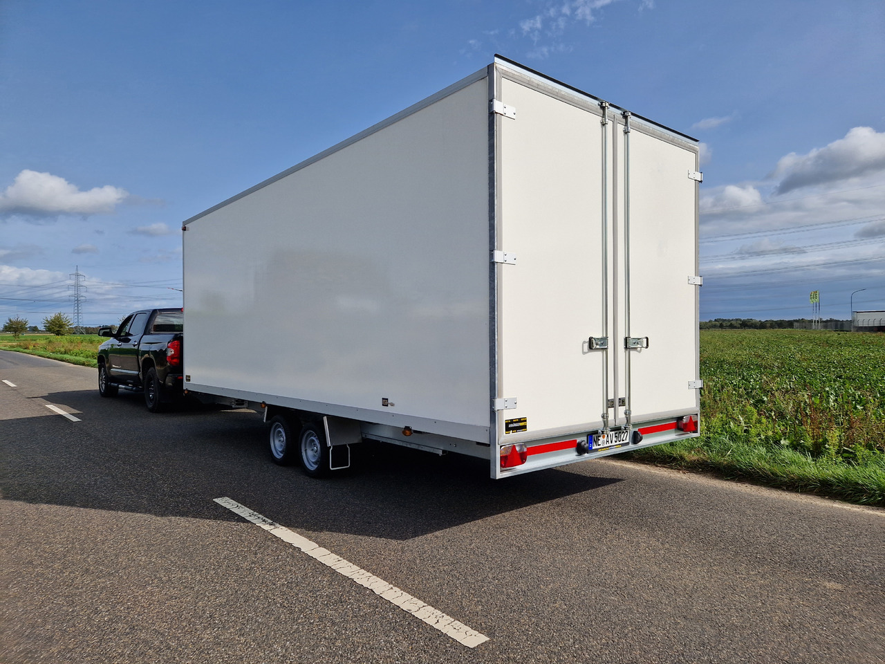 Kofferanhänger AZHLC 3560/244 S40 601x244x225cm Cargotüren (XXXL) 13" 3500kg - Closed box trailer: picture 2 Kofferanhänger AZHLC 3560/244 S40 601x244x225cm Cargotüren (XXXL) 13" 3500kg - Closed box trailer: picture 2