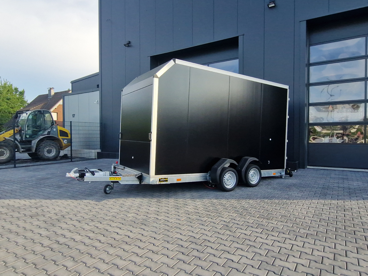 Kofferanhänger EasyLift L+ 3500 350x163x230cm black aerodynamisch 3500kg - Plant trailer: picture 2 Kofferanhänger EasyLift L+ 3500 350x163x230cm black aerodynamisch 3500kg - Plant trailer: picture 2