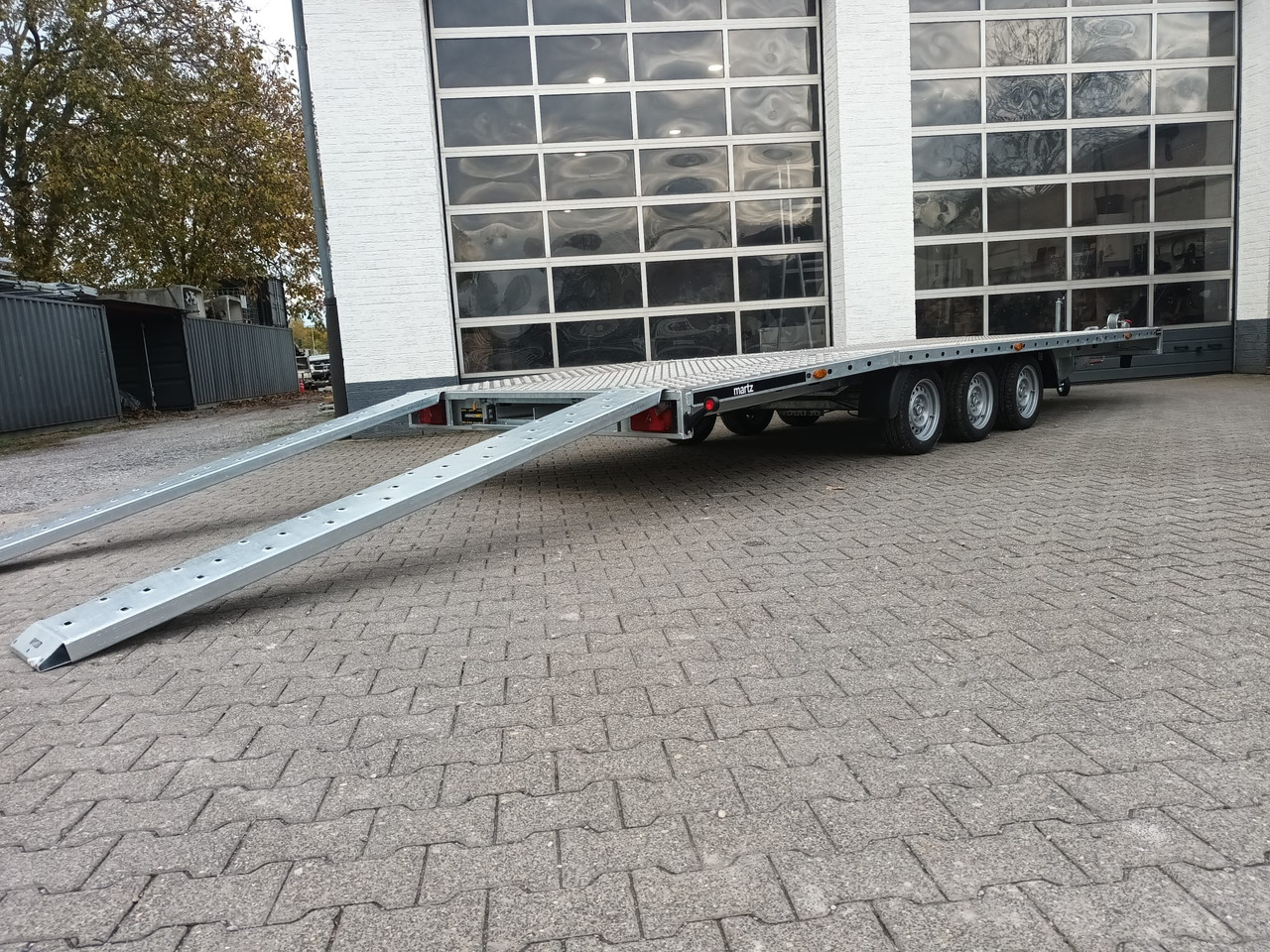 Martz GT UNIDECK PLUS 600/3 S 615x205cm Lohr Stahl & Aluboden Tridem 13" 3500kg - Dropside/ Flatbed trailer: picture 1 Martz GT UNIDECK PLUS 600/3 S 615x205cm Lohr Stahl & Aluboden Tridem 13" 3500kg - Dropside/ Flatbed trailer: picture 1
