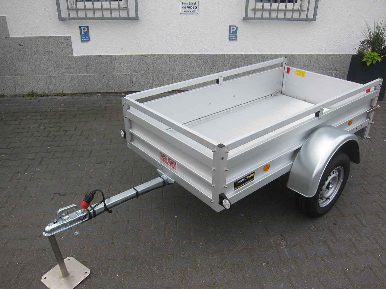PKW Anhänger Koch Aluline+ U2 205x105x40cm ALUBODEN (XS) 750kg 100 km/H - Car trailer: picture 1 PKW Anhänger Koch Aluline+ U2 205x105x40cm ALUBODEN (XS) 750kg 100 km/H - Car trailer: picture 1