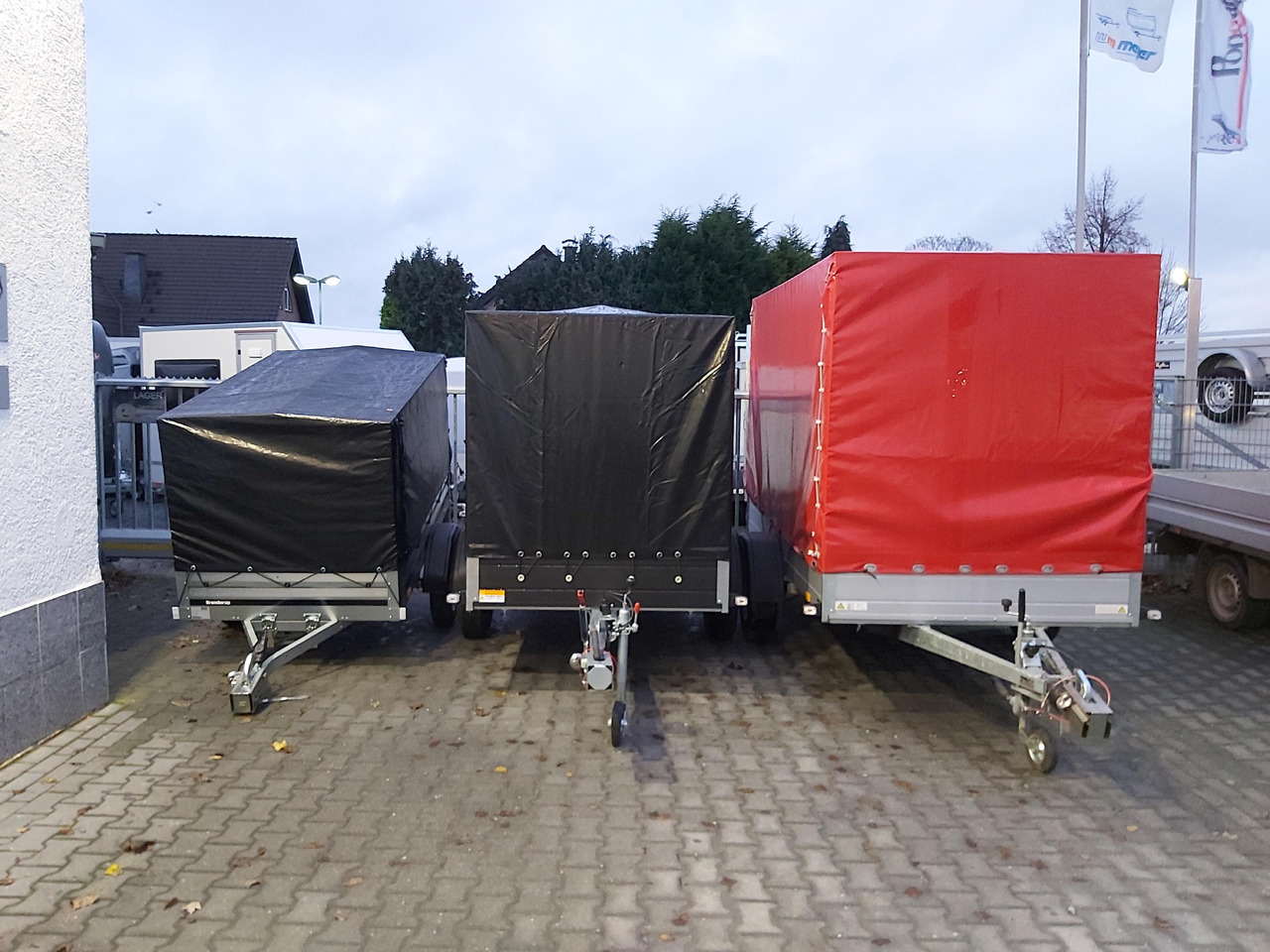 Car trailer Saris Anhänger DV135 McAlu Pro MP 255x133x150cm Hochplane black (S)1350kg black deal Januar Aktio: picture 6 Car trailer Saris Anhänger DV135 McAlu Pro MP 255x133x150cm Hochplane black (S)1350kg black deal Januar Aktio: picture 6