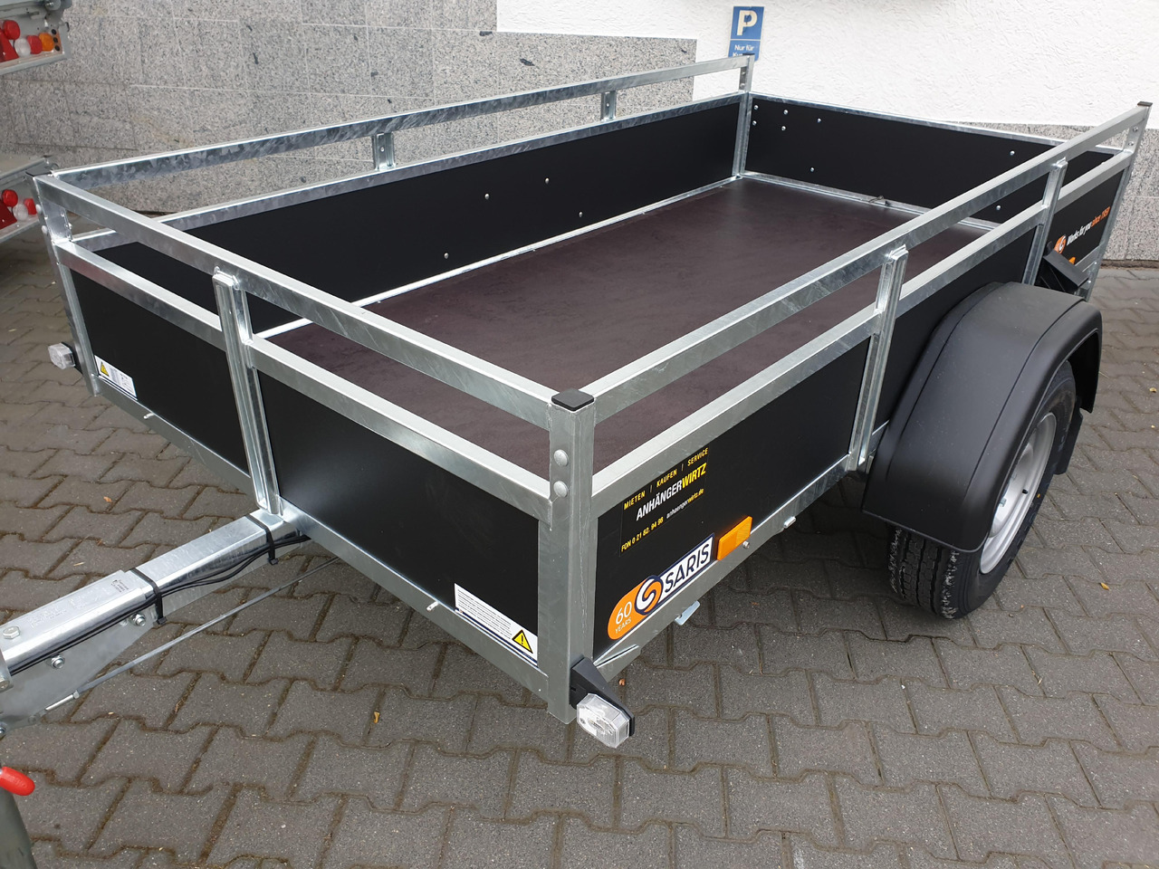 Saris BMG 135 Classic Wood 255x133x45cm (S) 1350kg Abverkauf Aktion - Car trailer: picture 3 Saris BMG 135 Classic Wood 255x133x45cm (S) 1350kg Abverkauf Aktion - Car trailer: picture 3