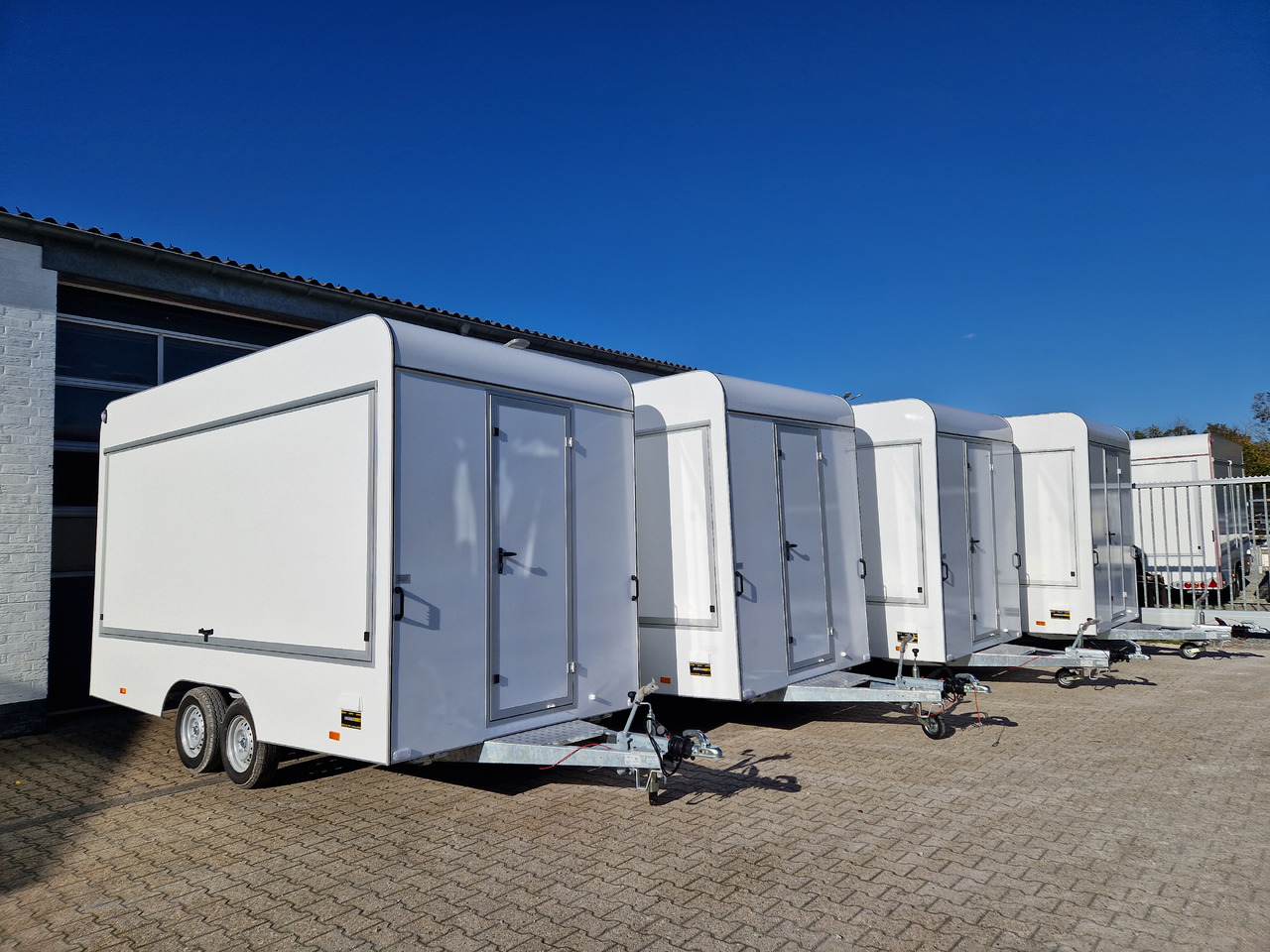 Vending trailer Verkaufsanhänger VK 420 200 aero retro 420x200x230cm Verkaufsklappe (XL) 2000kg Abverkauf Aussteller: picture 22