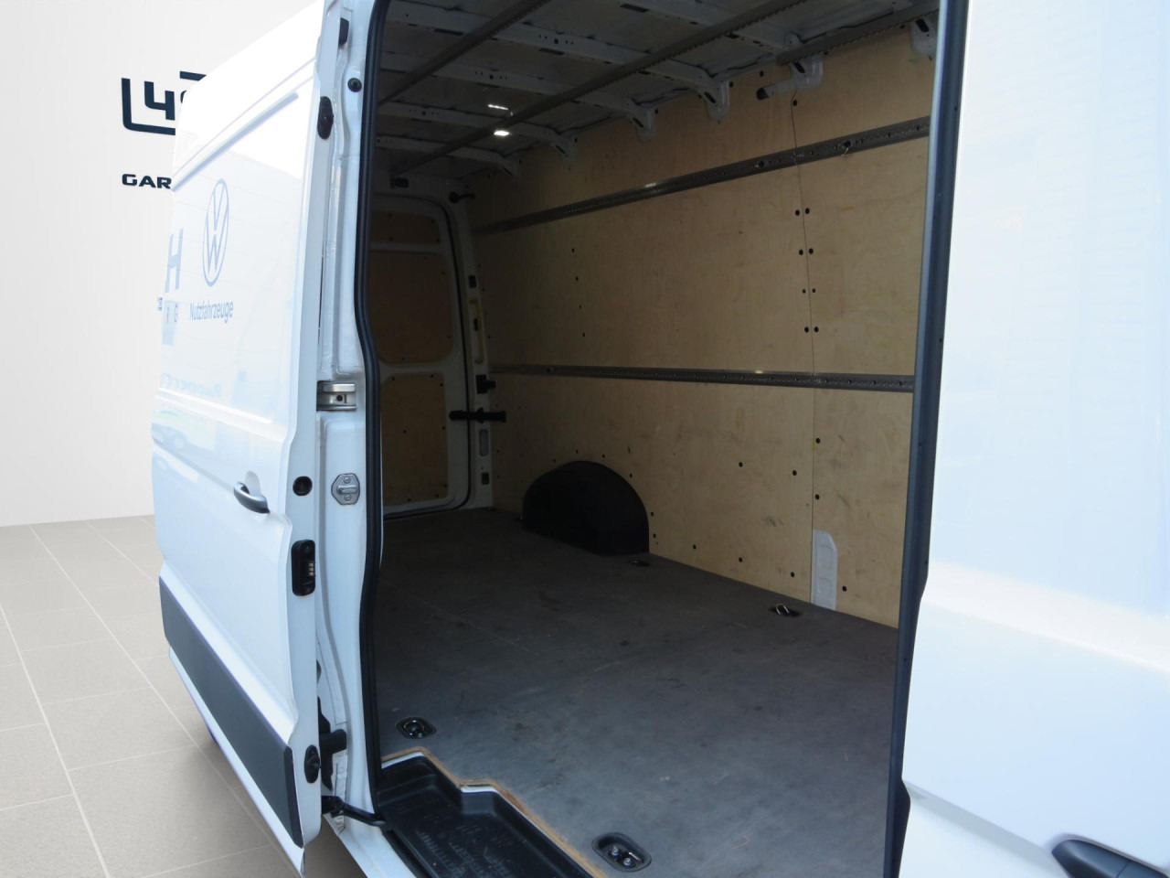 VOLKSWAGEN Crafter 35 L4H3 Kasten Klima AHK ZV - Panel van: picture 5 VOLKSWAGEN Crafter 35 L4H3 Kasten Klima AHK ZV - Panel van: picture 5