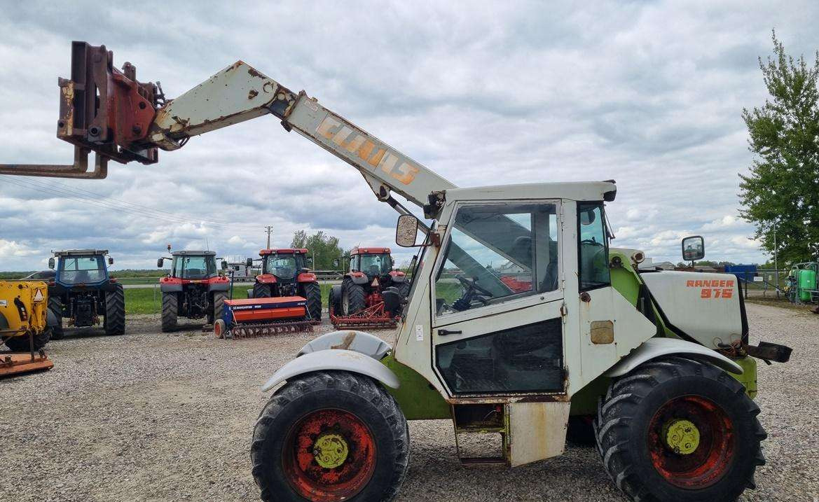 Claas Ranger 975 - Farm tractor: picture 3 Claas Ranger 975 - Farm tractor: picture 3