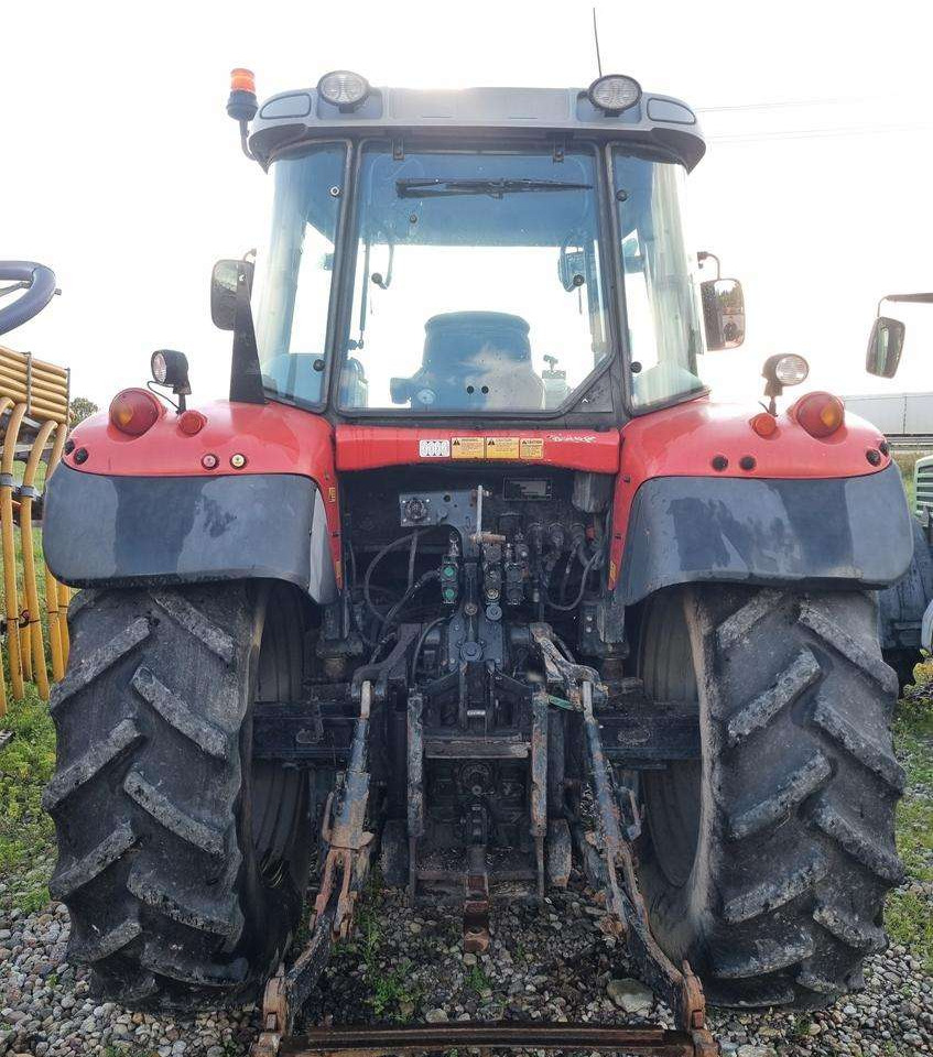 Massey Ferguson 6465 Dyna 6 - Farm tractor: picture 4 Massey Ferguson 6465 Dyna 6 - Farm tractor: picture 4