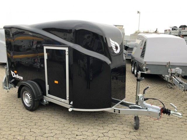 Cheval Liberte Debon Cargo 2 Poly + Türe schwarz Aluräder 1300 kg, 100 km/h, 300x155x168cm - Closed box trailer: picture 1 Cheval Liberte Debon Cargo 2 Poly + Türe schwarz Aluräder 1300 kg, 100 km/h, 300x155x168cm - Closed box trailer: picture 1