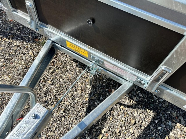 Neptun Tieflader BOIS, GN127, N13-236 bois, 1,3 to. 2360 x 1290 x 360 mm - Car trailer: picture 3 Neptun Tieflader BOIS, GN127, N13-236 bois, 1,3 to. 2360 x 1290 x 360 mm - Car trailer: picture 3