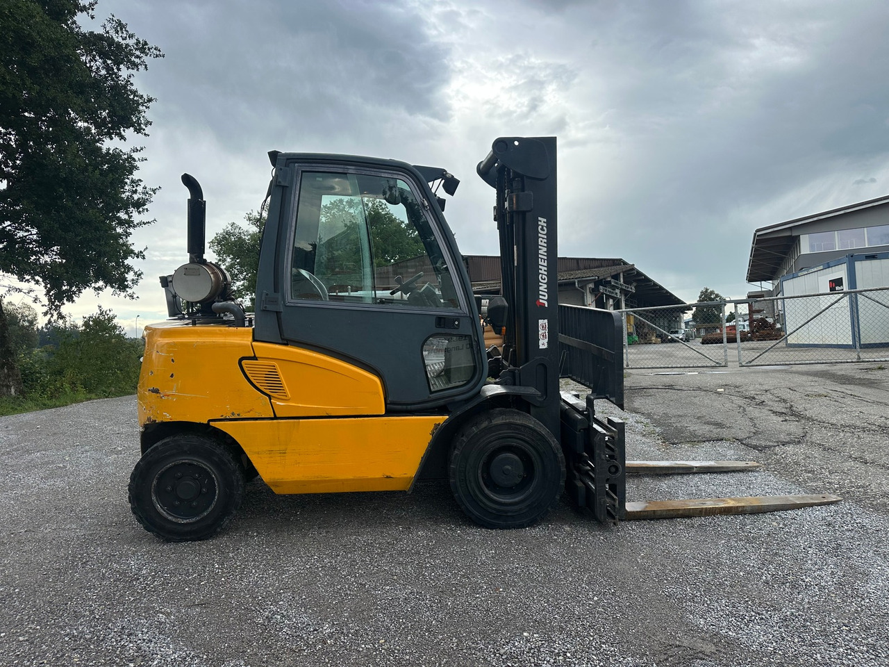 JUNG JUNGHEINRICH DFG 545 - Forklift: picture 3 JUNG JUNGHEINRICH DFG 545 - Forklift: picture 3