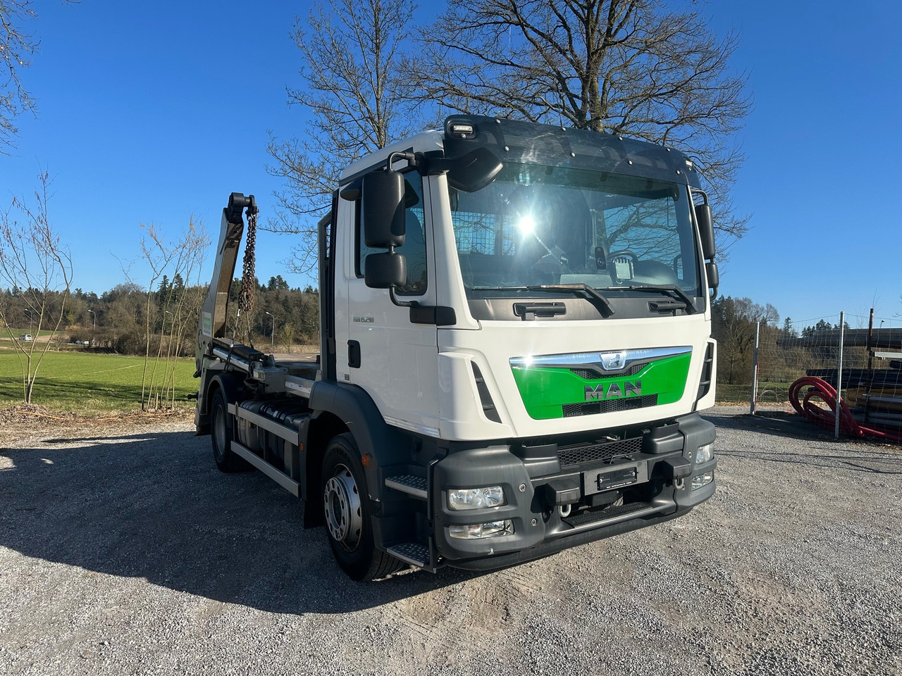 MAN TGM 15.290 4x2 Absetzkipper - Skip loader truck: picture 4 MAN TGM 15.290 4x2 Absetzkipper - Skip loader truck: picture 4