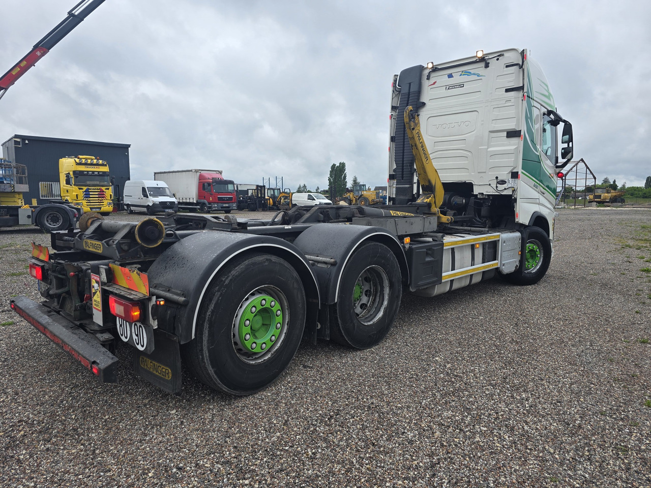 VOLVO FH500 Globe XL - Hook lift truck: picture 3 VOLVO FH500 Globe XL - Hook lift truck: picture 3