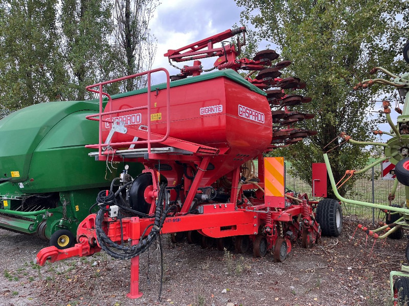 Gaspardo Gigante 600 - Combine seed drill: picture 1 Gaspardo Gigante 600 - Combine seed drill: picture 1