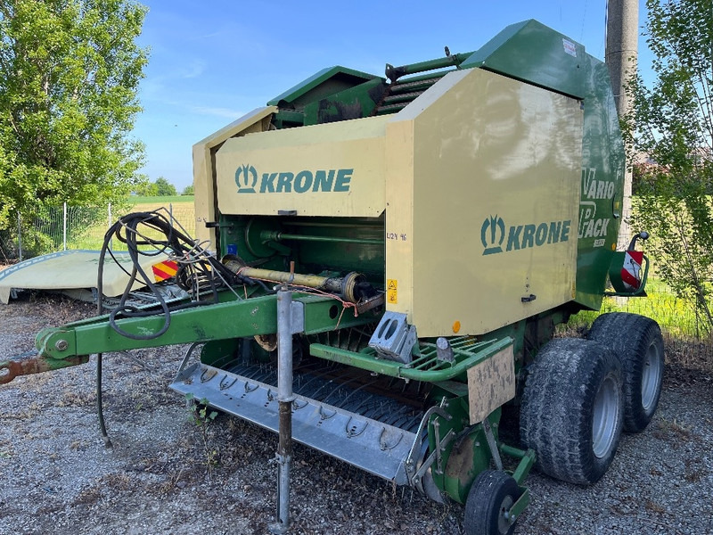 Krone Vario Pack 1800 - Round baler: picture 2 Krone Vario Pack 1800 - Round baler: picture 2