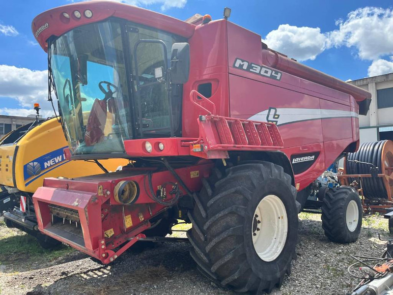 Laverda M 304 - Combine harvester: picture 1 Laverda M 304 - Combine harvester: picture 1