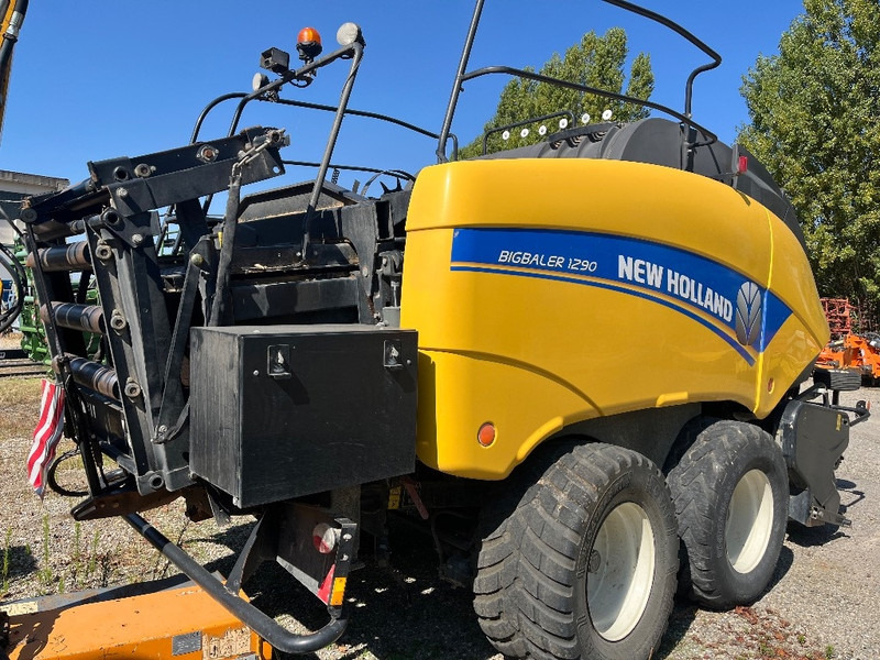 New Holland 1290 - Square baler: picture 5 New Holland 1290 - Square baler: picture 5